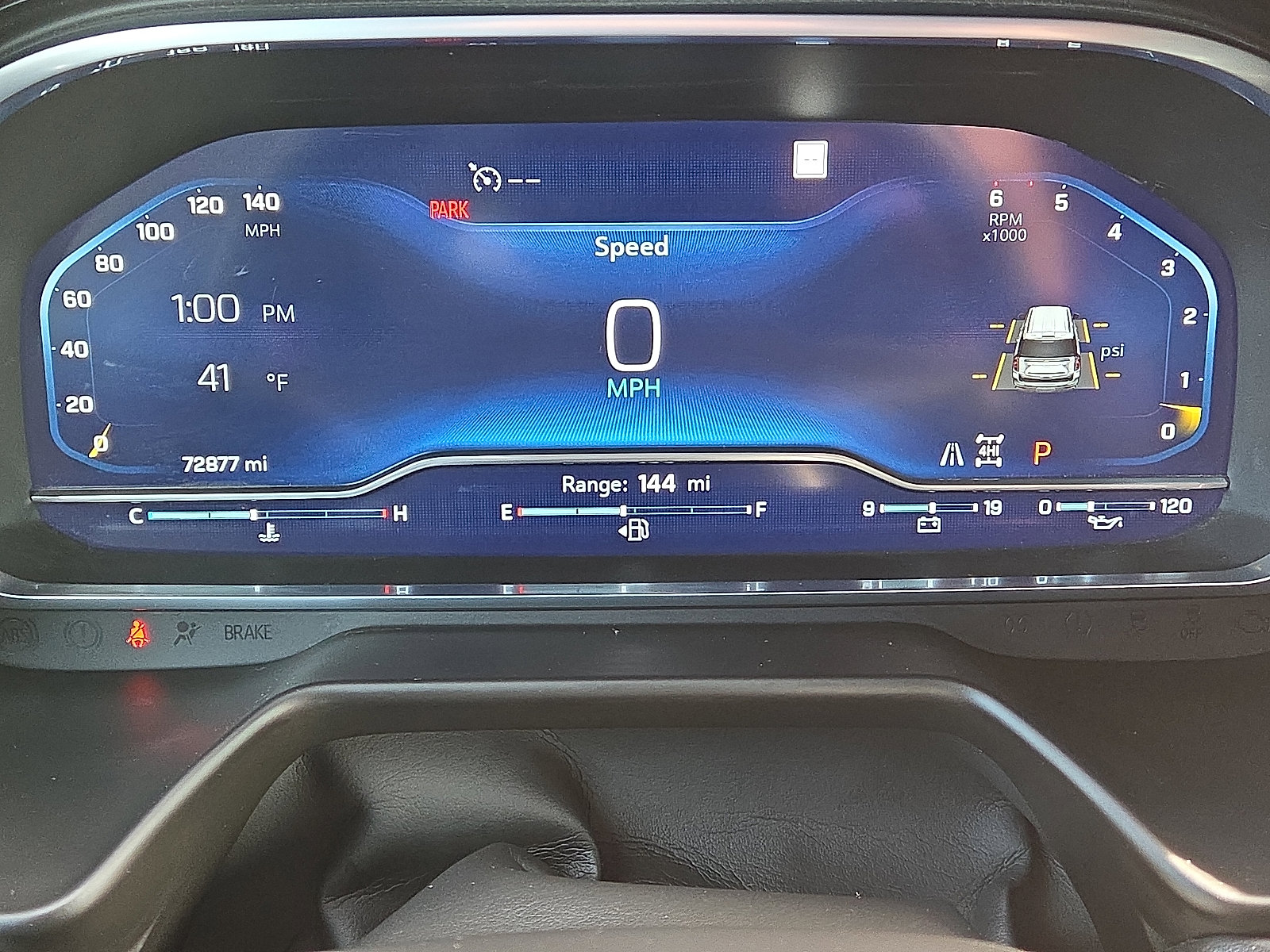 Used 2022 Chevrolet Suburban RST w/ Luxury Package image 14