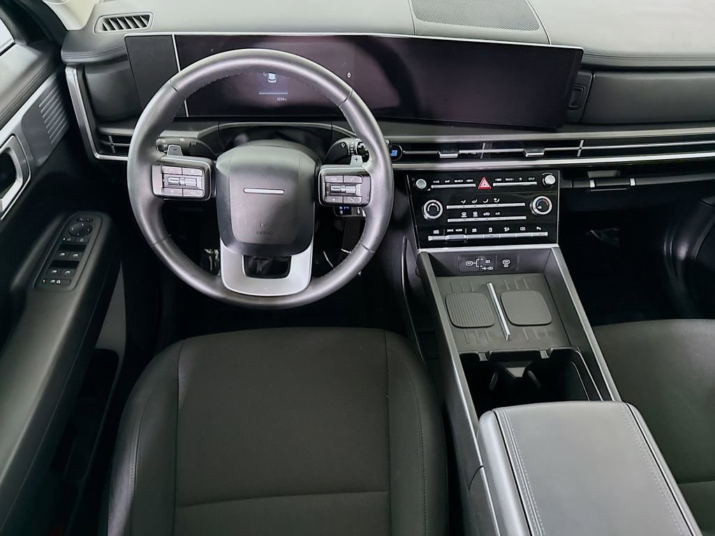 Used 2025 Hyundai Santa Fe SE image 3