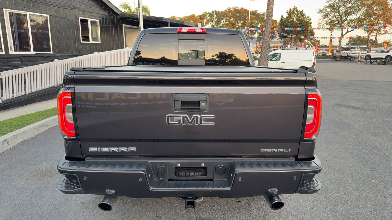 Used 2016 GMC Sierra 1500 Denali w/ Denali Ultimate Package image 6