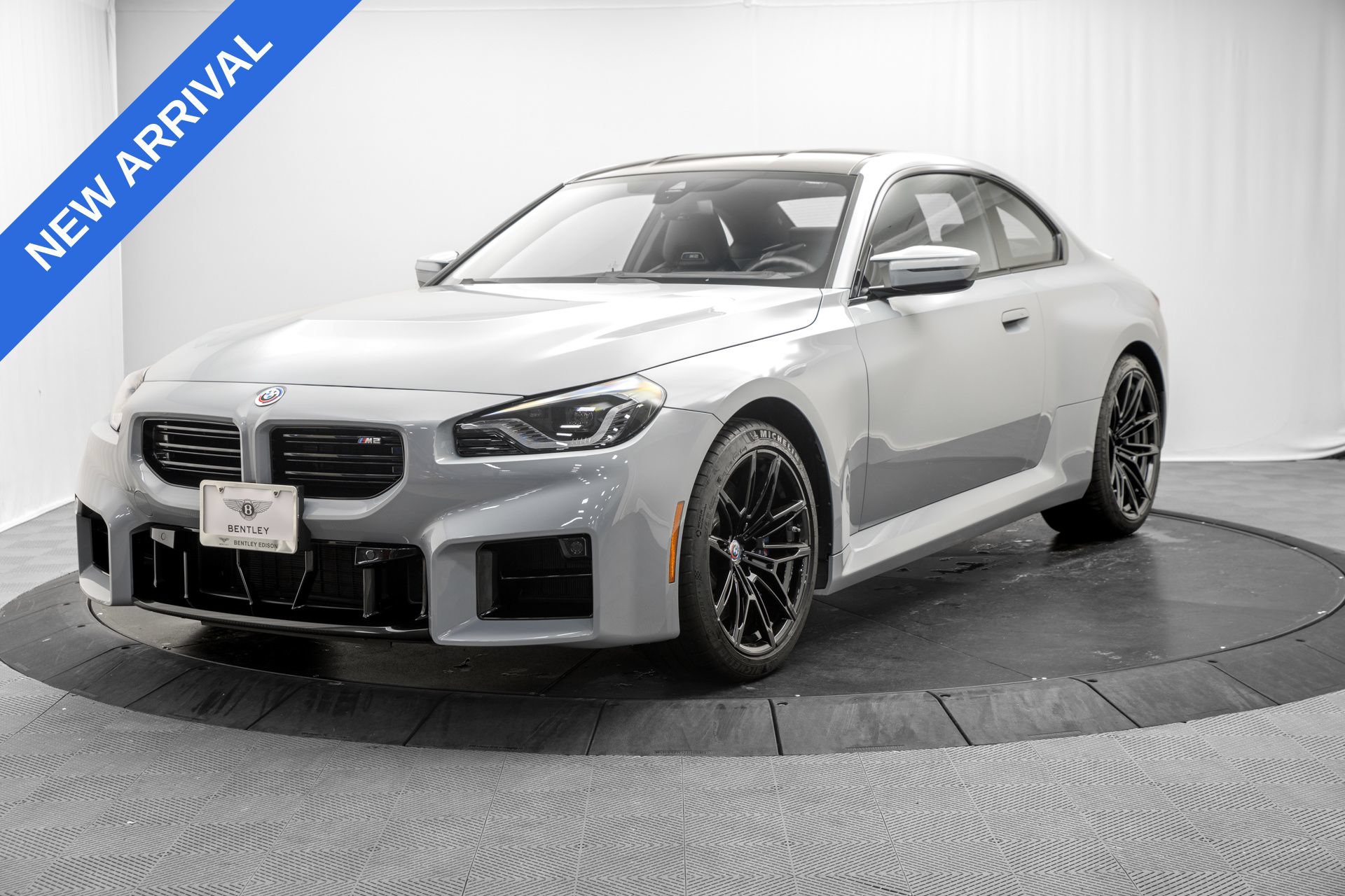 Used 2023 BMW M2 w/ Lighting Package RWD image 3