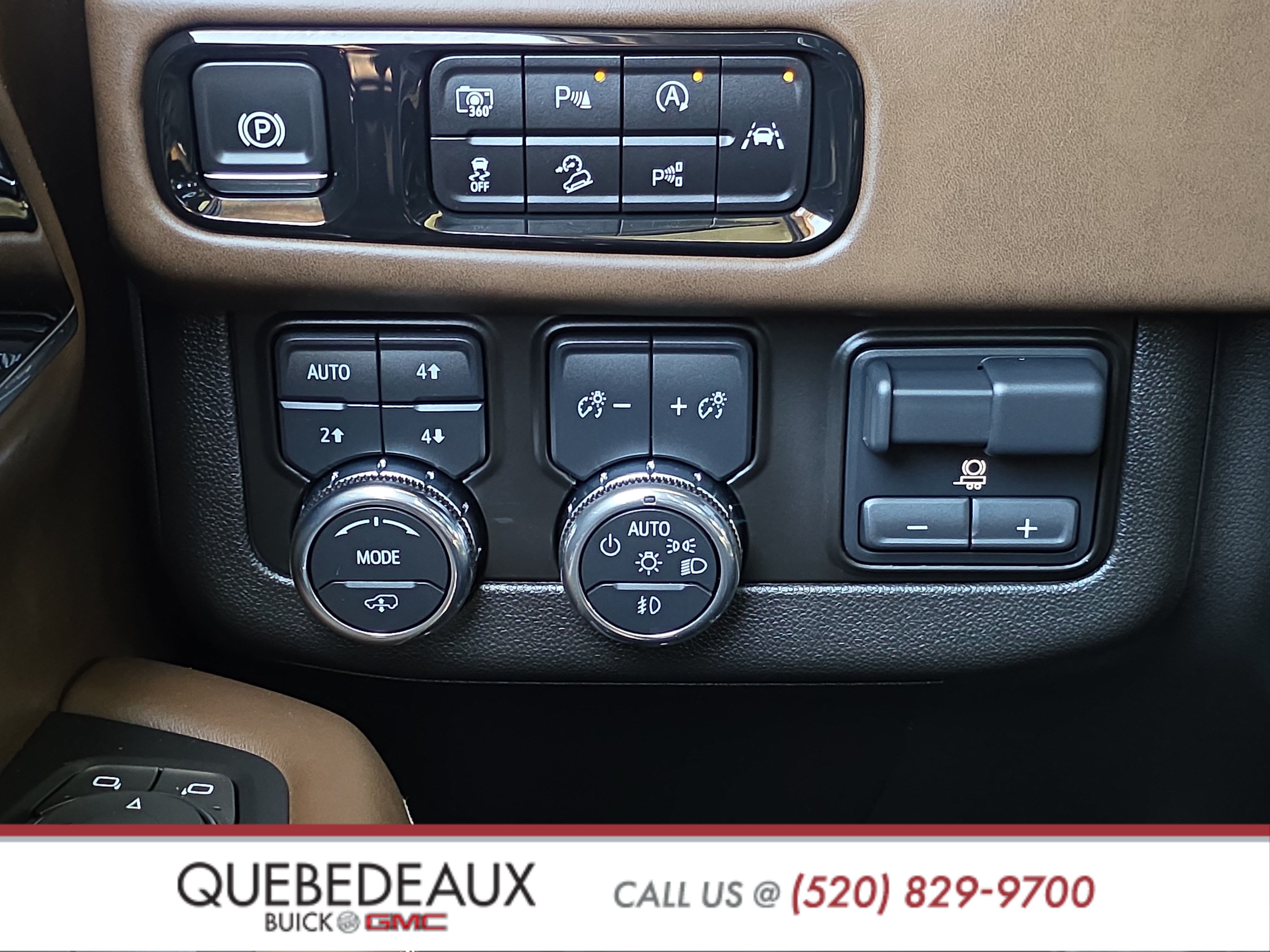 Used 2025 GMC Yukon Denali Ultimate AWD/4WD image 25