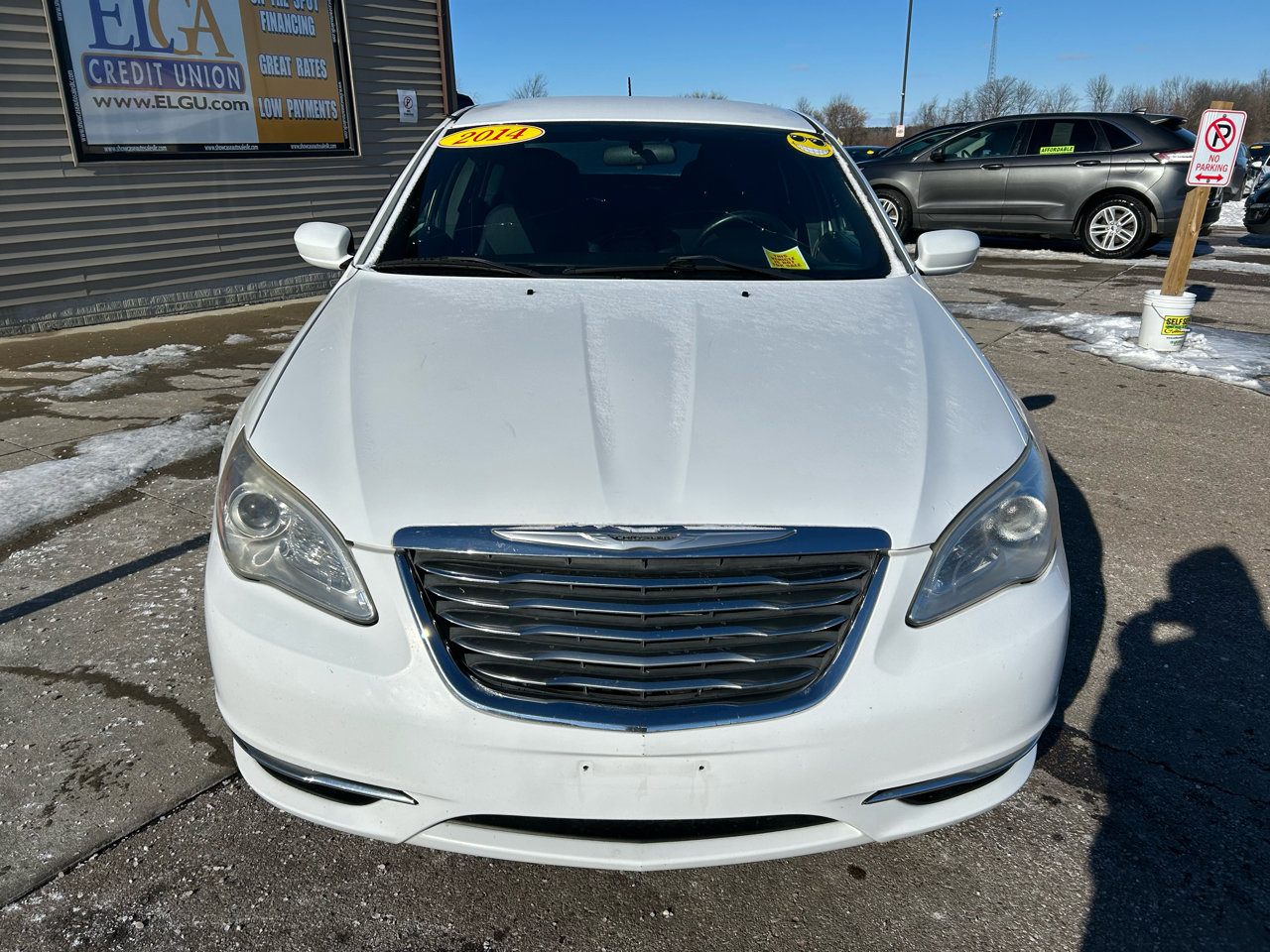 Used 2014 Chrysler 200 LX image 2