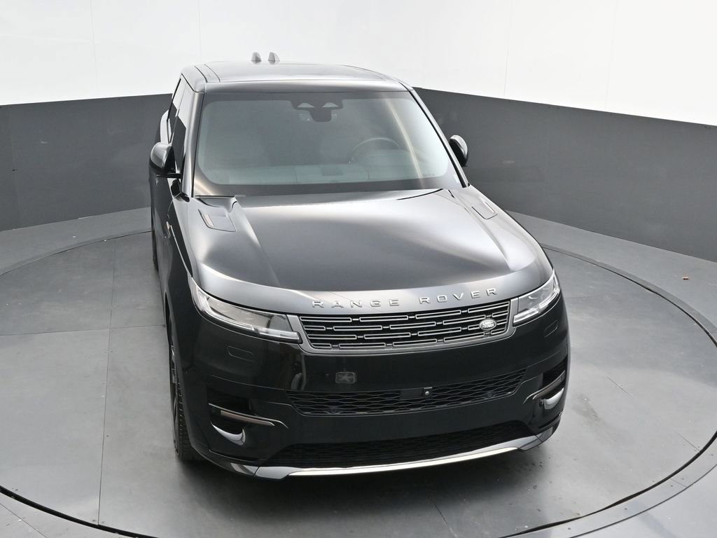 Used 2024 Land Rover Range Rover Sport Dynamic SE image 32