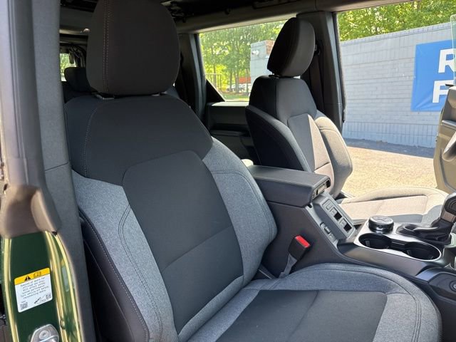 New 2025 Ford Bronco 4-Door AWD/4WD image 21