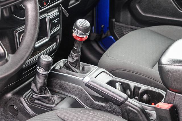 Used 2018 Jeep Wrangler Unlimited Sport image 21