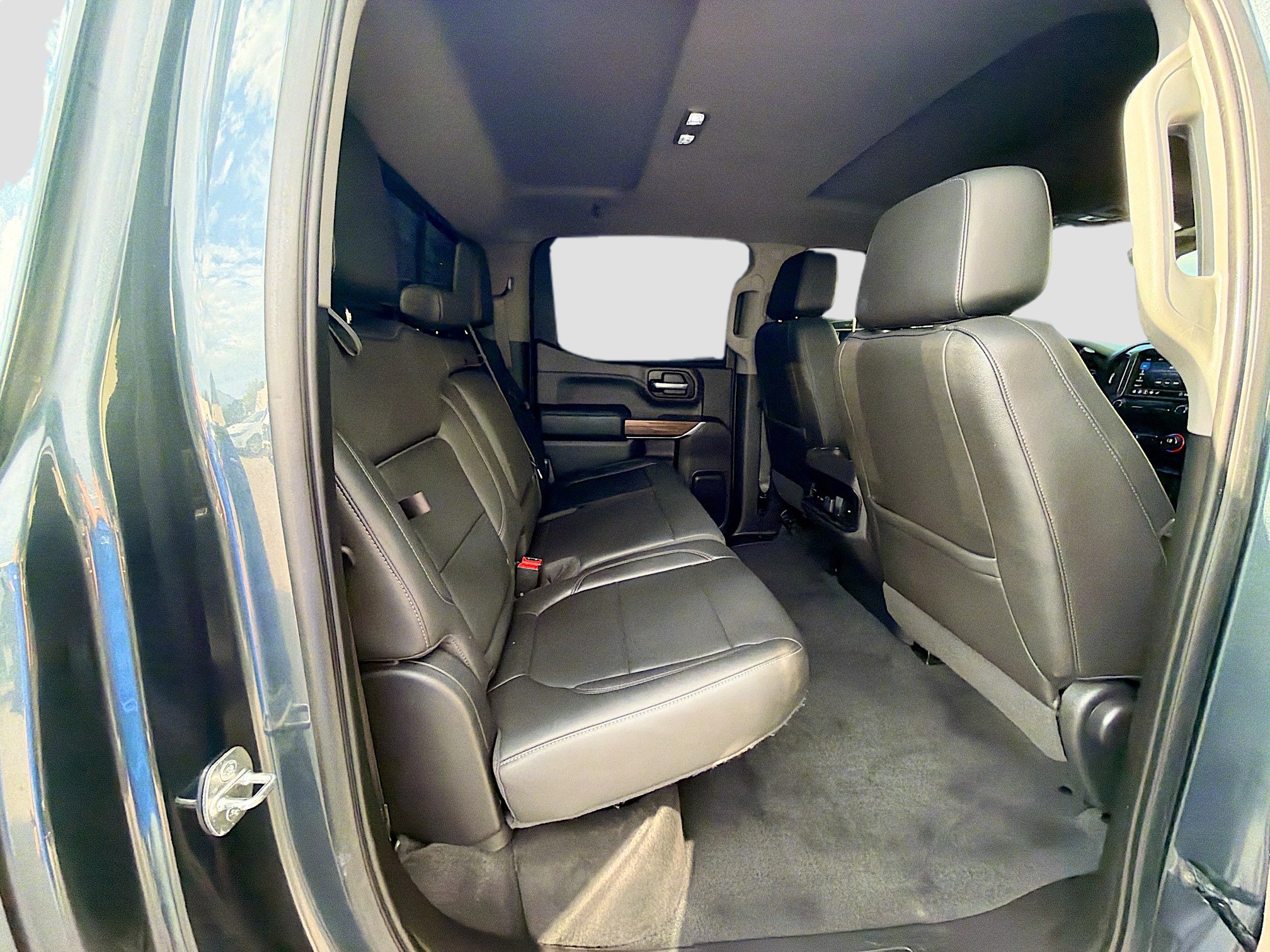 Used 2020 Chevrolet Silverado 1500 LT Trail Boss image 28