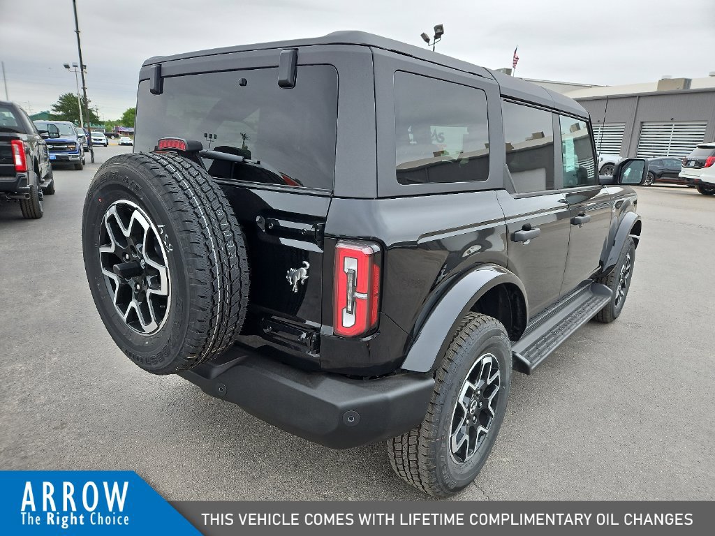 New 2026 Ford Bronco Outer Banks AWD/4WD image 11