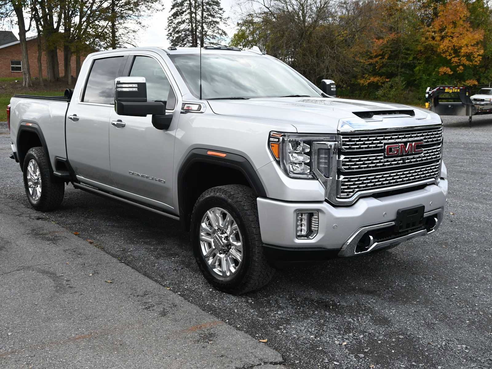 Used 2022 GMC Sierra 3500 Denali w/ Denali Ultimate Package image 9