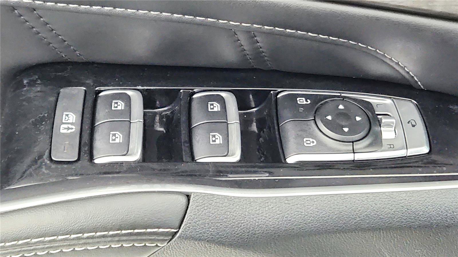 Used 2025 Kia Sorento SX Prestige AWD/4WD image 15
