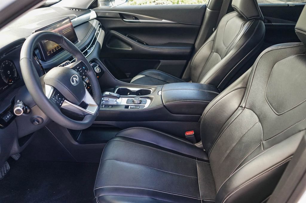 Certified 2023 INFINITI QX60 Luxe image 18