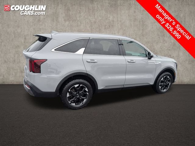 Used 2024 Kia Sorento S AWD/4WD image 8
