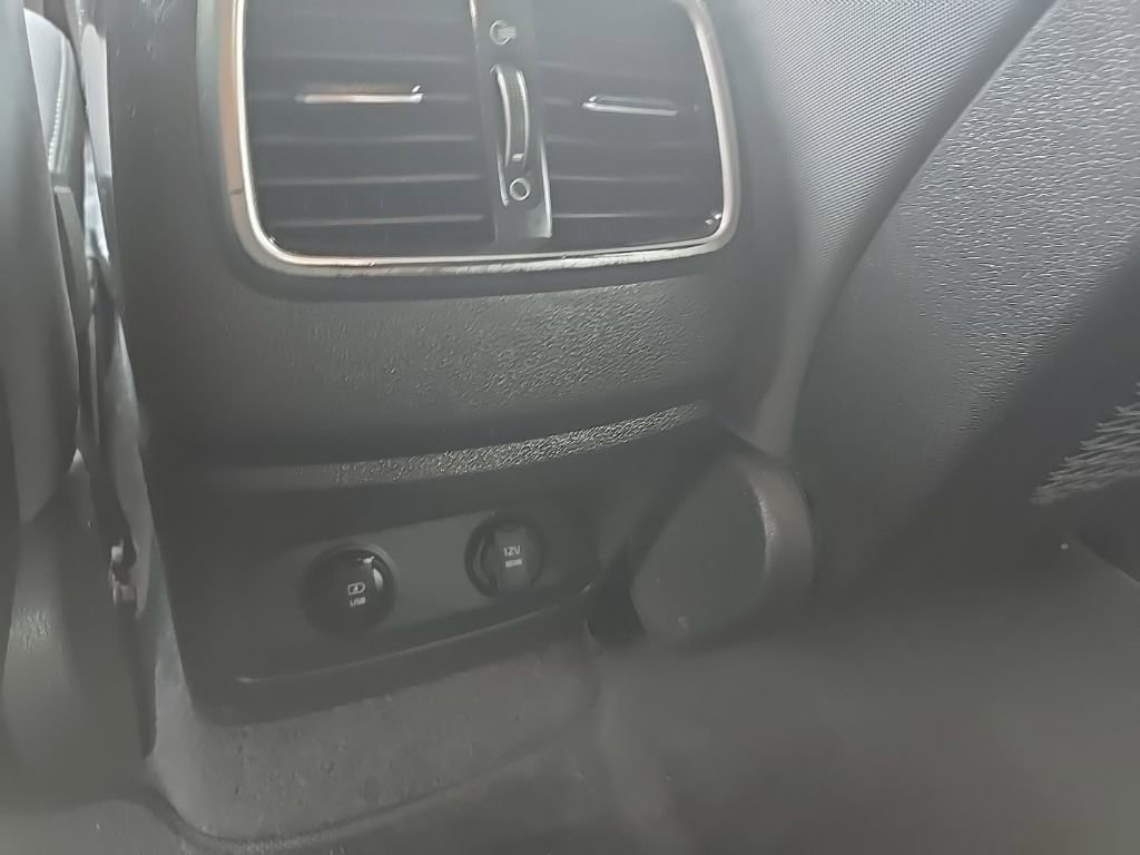 Used 2017 Kia Sorento LX image 25