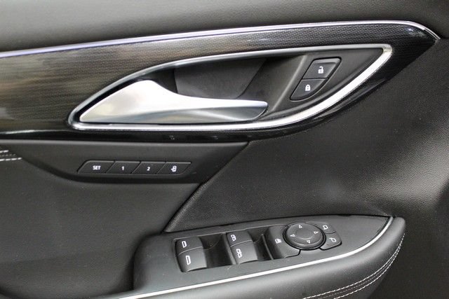 Certified 2023 Buick Envision Essence AWD/4WD image 17