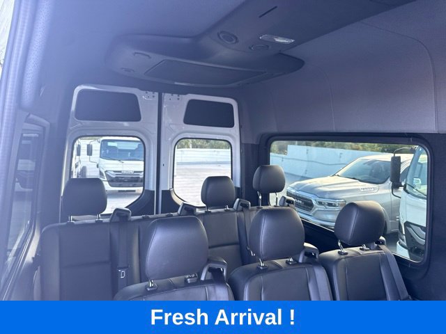 Used 2023 Mercedes-Benz Sprinter 2500 image 4