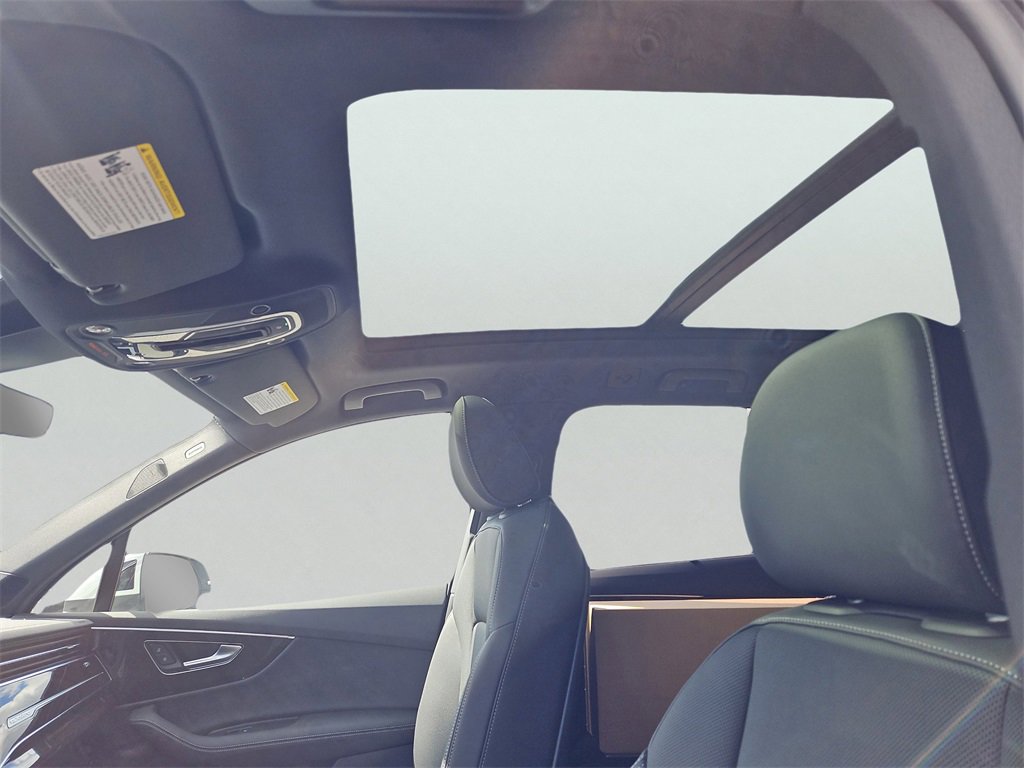 New 2025 Audi Q7 3.0T Premium Plus image 7