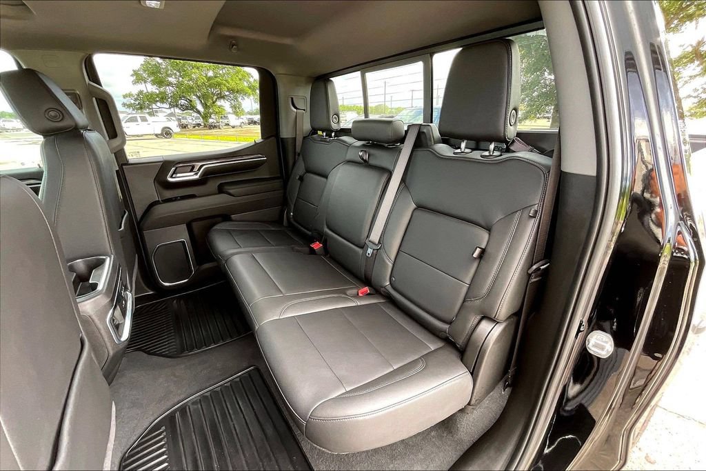 Used 2024 Chevrolet Silverado 1500 LTZ w/ LTZ Premium Texas Edition AWD/4WD image 19