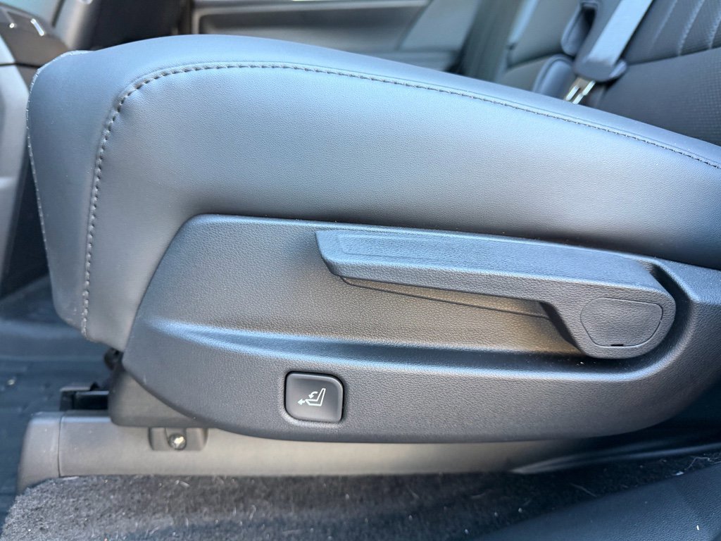 Used 2025 Hyundai Santa Fe XRT image 19