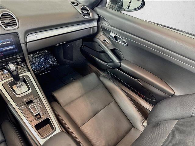 Certified 2024 Porsche 718 Boxster RWD image 19