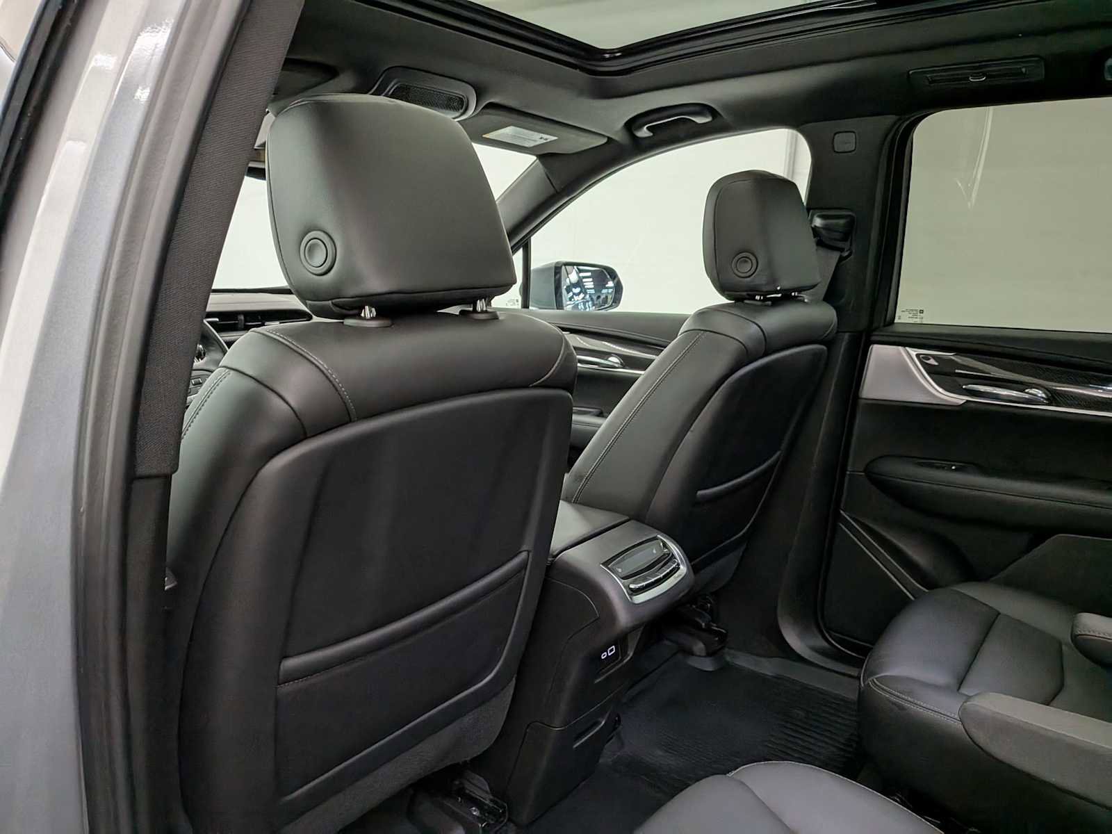 Used 2024 Cadillac XT6 Sport image 20