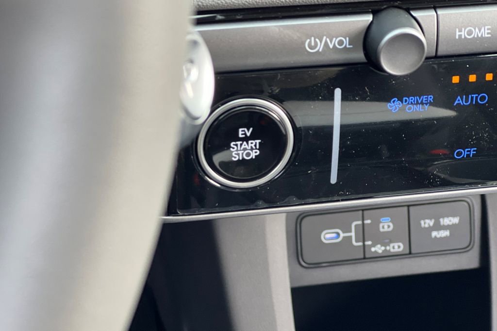 New 2026 Hyundai Ioniq 5 SE image 21