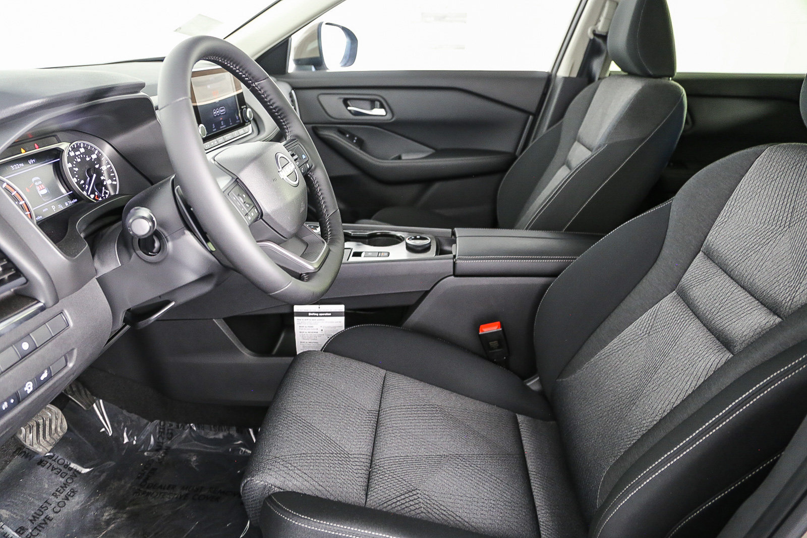New 2025 Nissan Rogue SV AWD/4WD image 19
