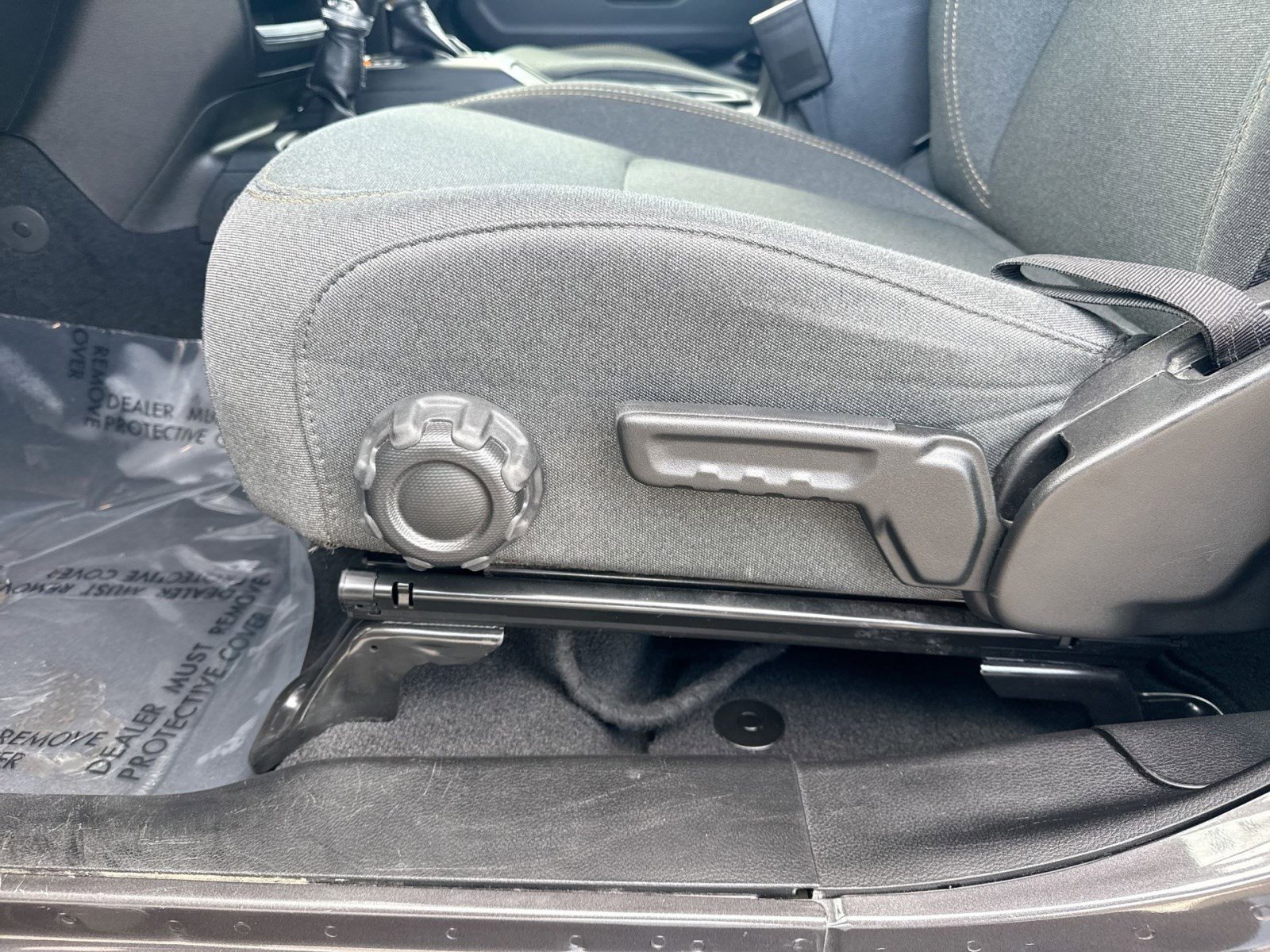 Used 2024 Jeep Wrangler Sport S image 14