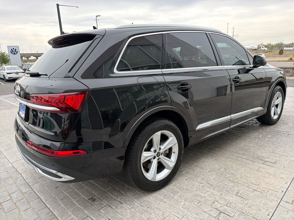 Used 2023 Audi Q7 2.0T Premium w/ Convenience Package image 5