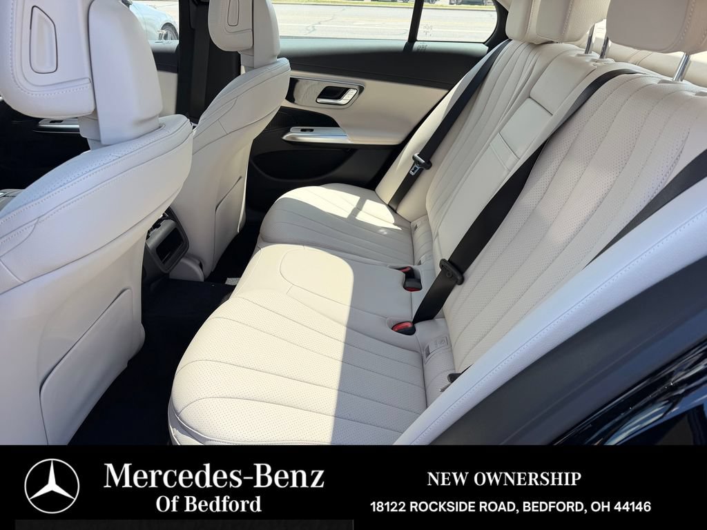 New 2026 Mercedes-Benz E 350 4MATIC Sedan image 23