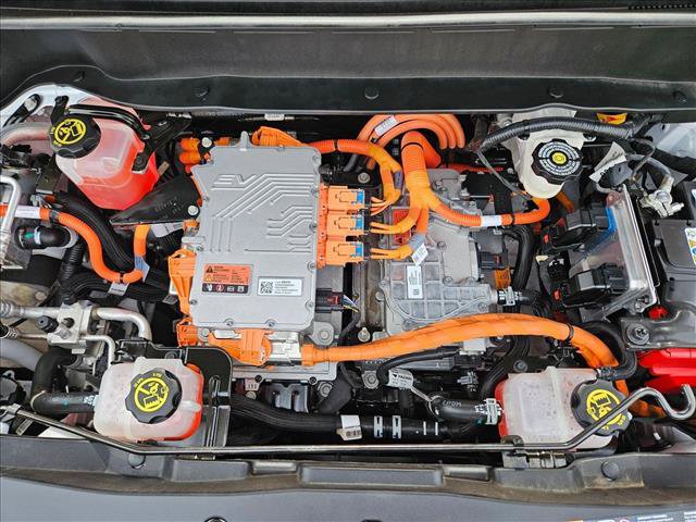 Used 2023 Chevrolet Bolt EUV Premier w/ Super Cruise Package FWD image 27