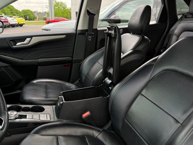 Certified 2022 Ford Escape SEL FWD image 29