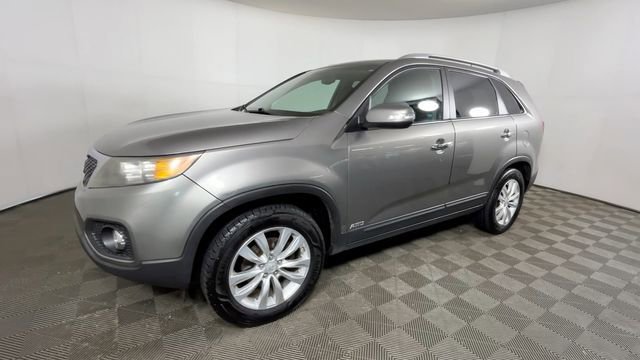 Used 2011 Kia Sorento EX w/ Premium Pkg AWD/4WD image 10