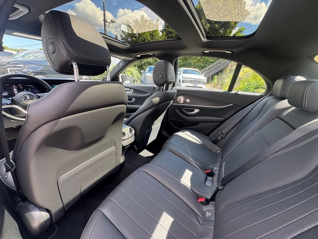 Used 2023 Mercedes-Benz E 350 4MATIC Sedan image 21