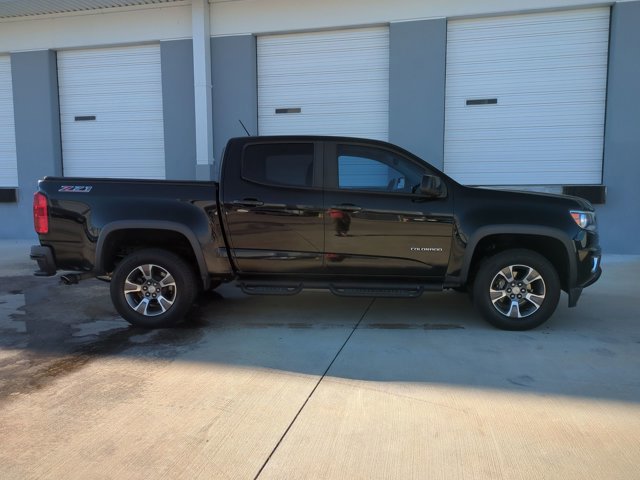Used 2017 Chevrolet Colorado Z71 w/ LPO, Gearon Divider Package image 4