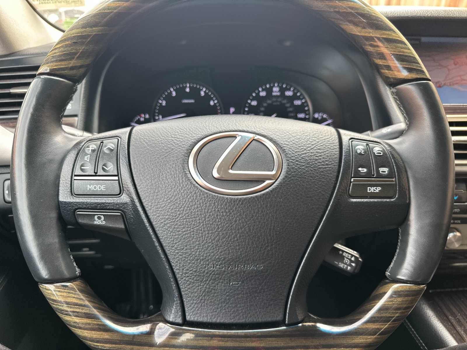 Used 2015 Lexus LS 460 w/ Comfort Package RWD image 30