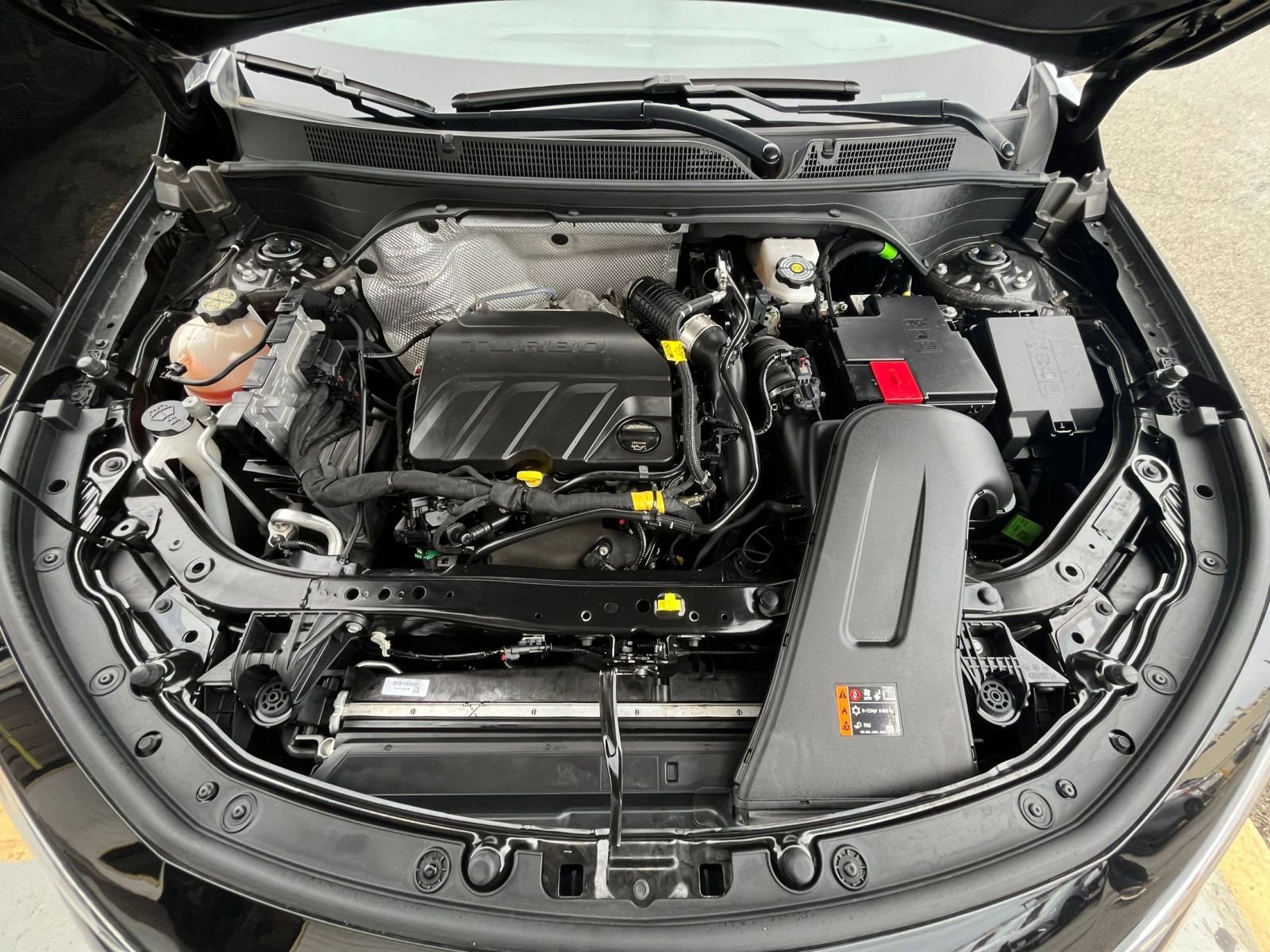 Used 2025 Buick Envista Sport Touring image 31