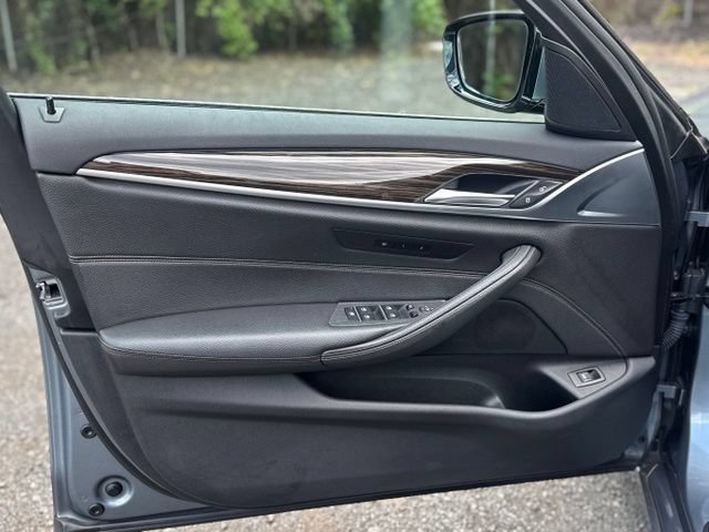 Used 2019 BMW 540i xDrive w/ Premium Package AWD/4WD image 11
