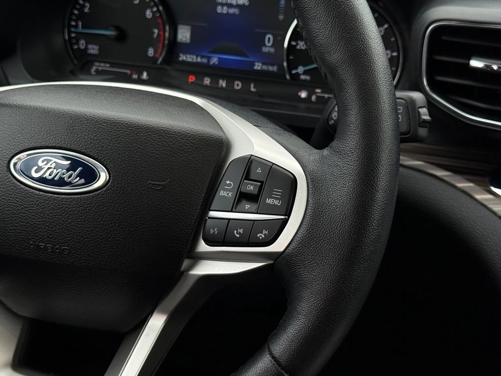 Certified 2024 Ford Explorer Limited w/ Limited Technology Package AWD/4WD image 9