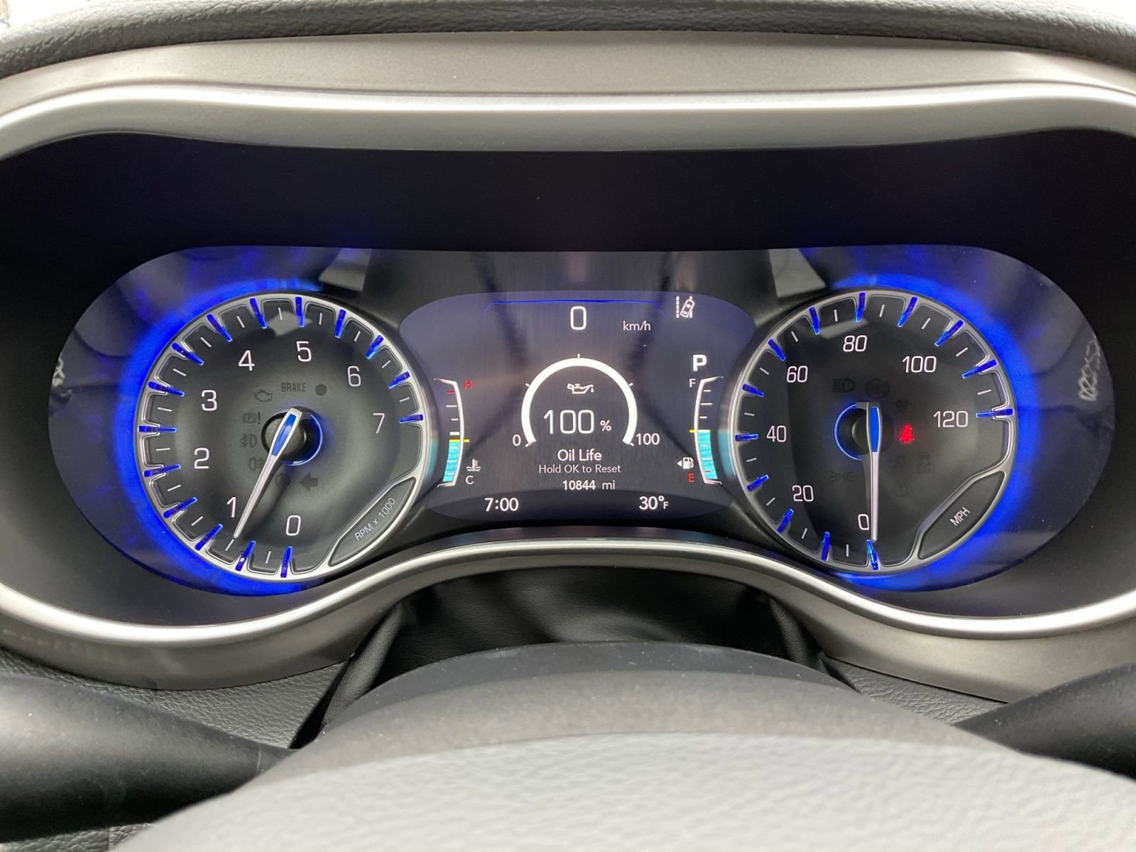 Used 2025 Chrysler Pacifica Select image 20