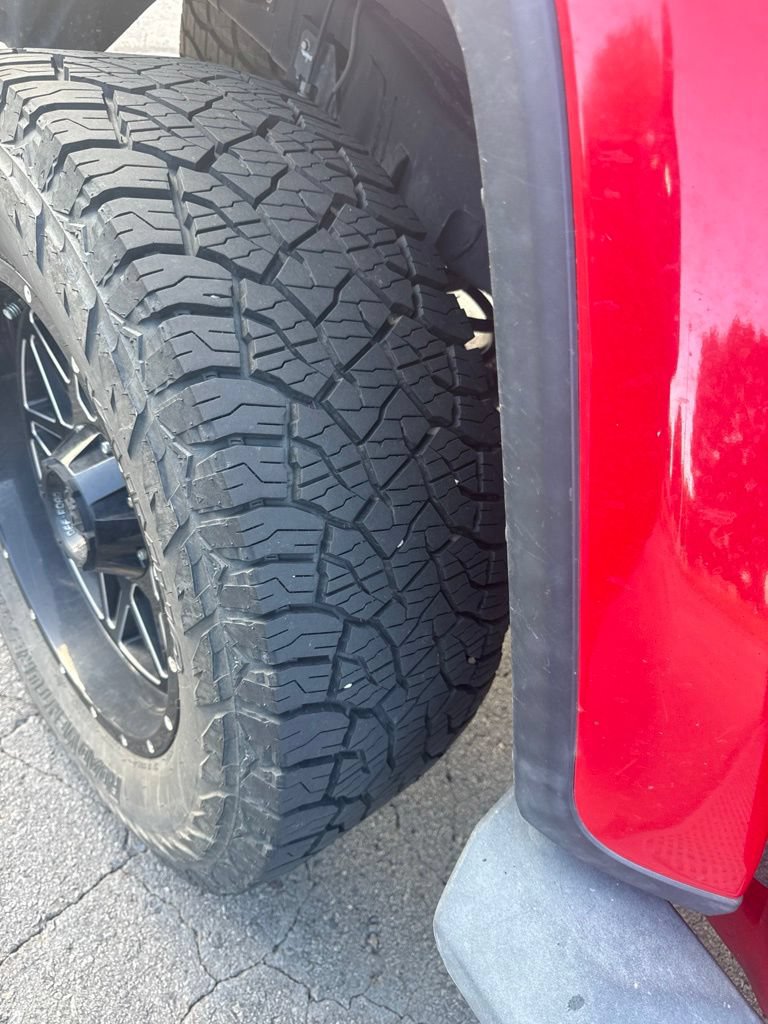 Used 2020 Jeep Gladiator Overland AWD/4WD image 12