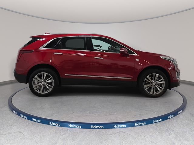 Used 2024 Cadillac XT5 Premium Luxury w/ Technology Package FWD image 4