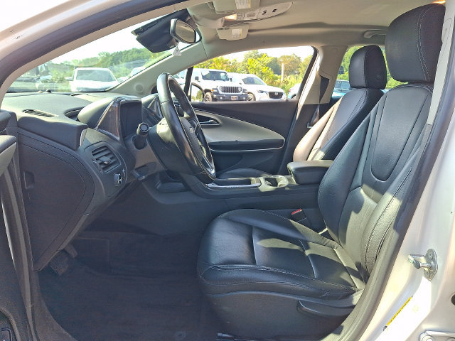 Used 2013 Chevrolet Volt Premium w/ Premium Trim Package FWD image 2
