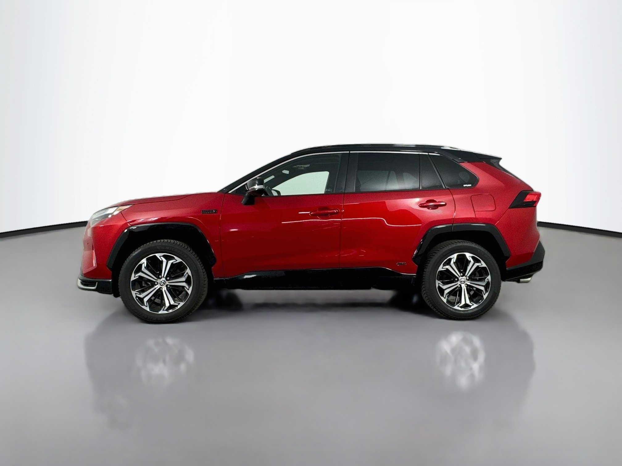 Certified 2022 Toyota RAV4 XSE w/ Premium Package AWD/4WD image 4