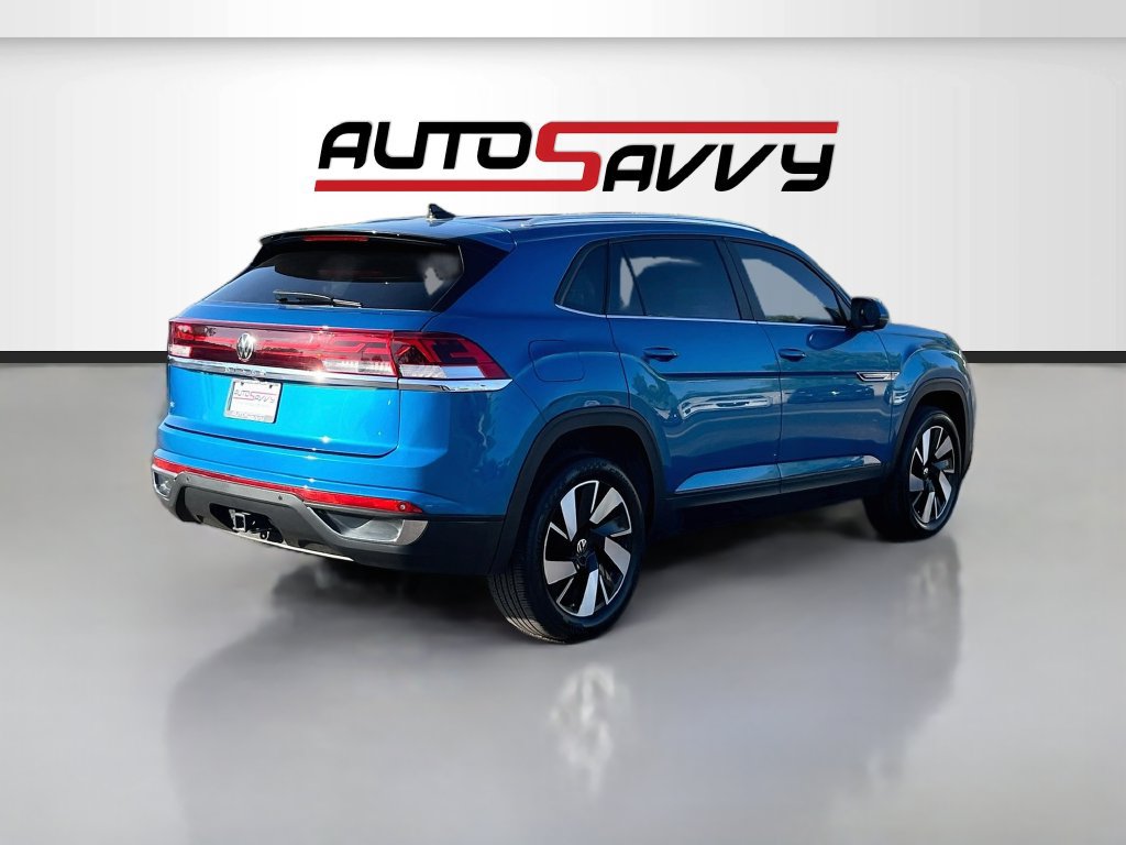 Used 2024 Volkswagen Atlas Cross Sport SE FWD image 7
