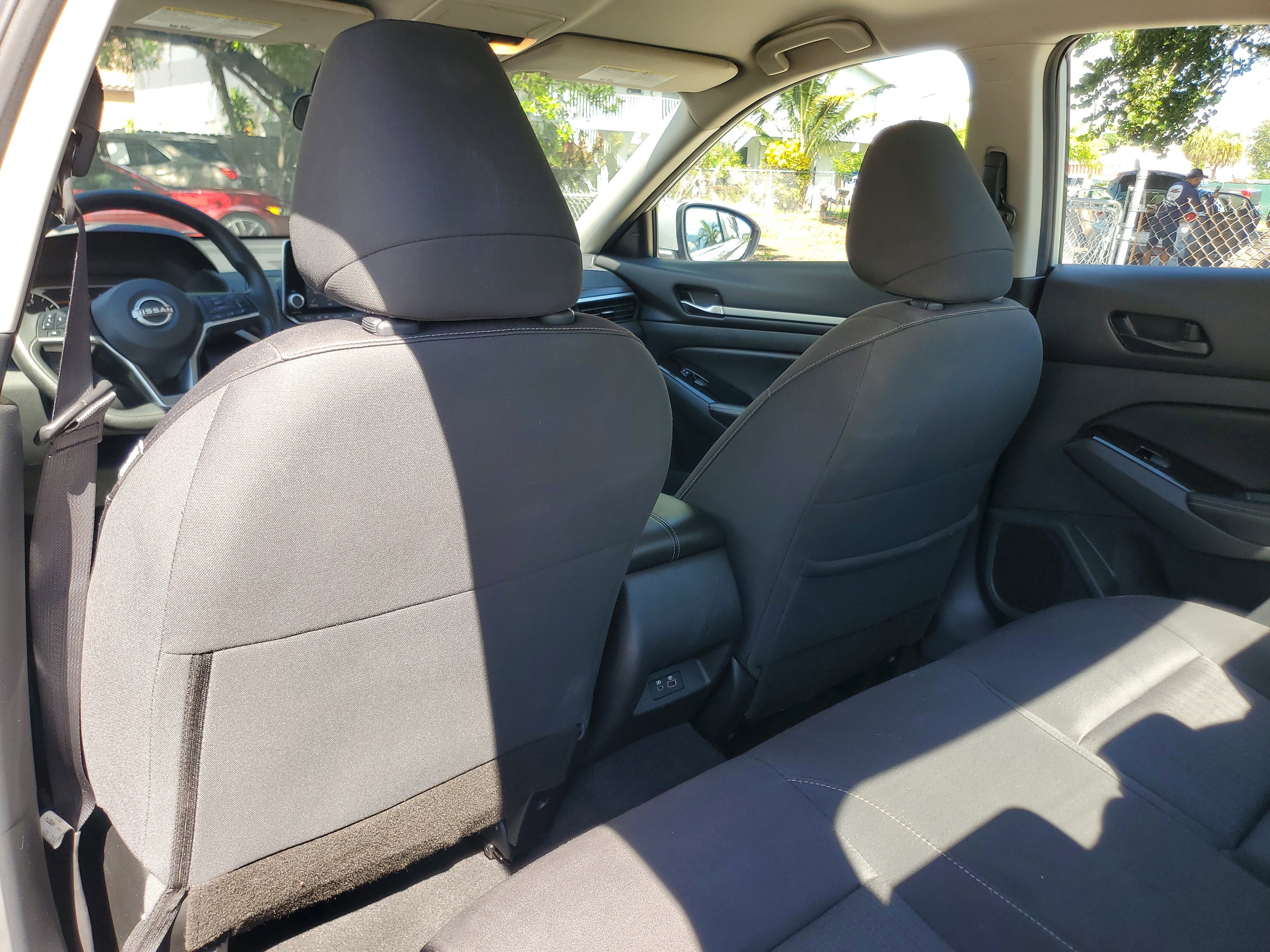 Used 2023 Nissan Altima 2.5 SV FWD image 10