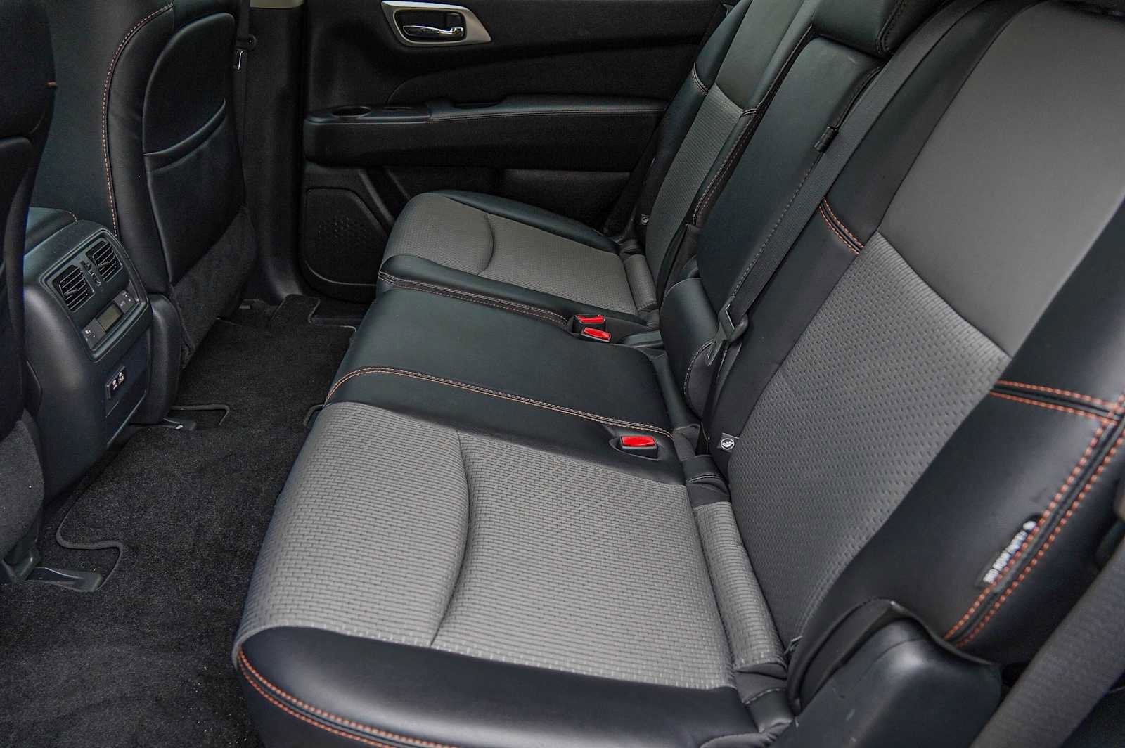 Used 2020 Nissan Pathfinder SV w/ Rock Creek Edition image 30