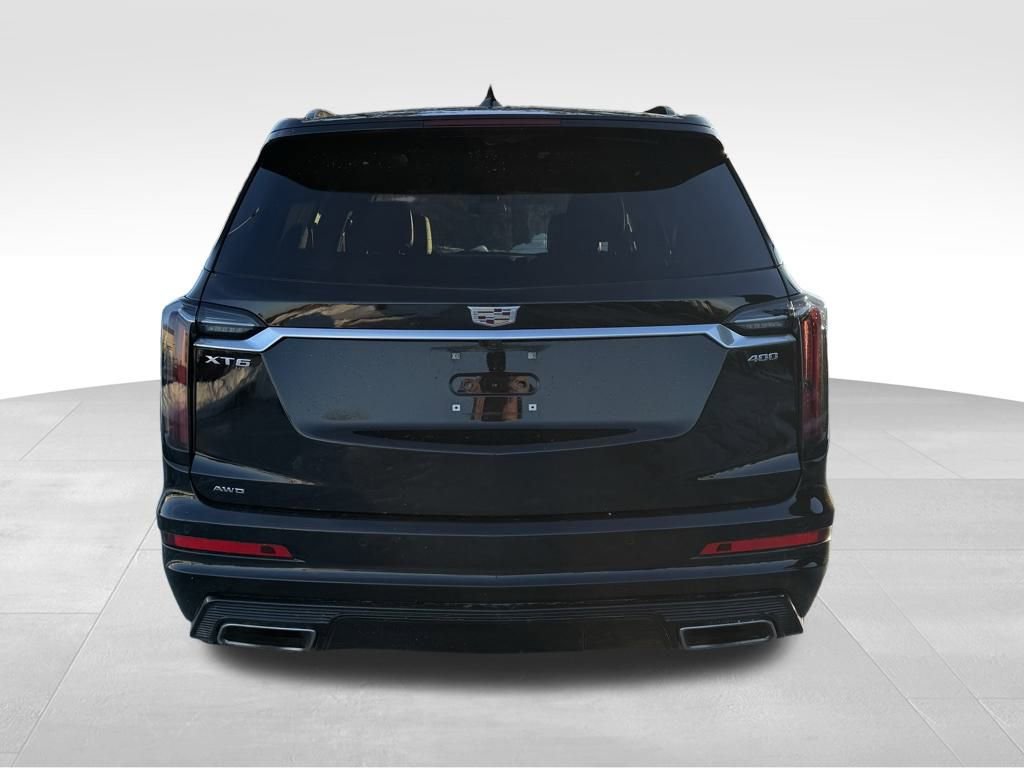 Used 2024 Cadillac XT6 Sport image 7