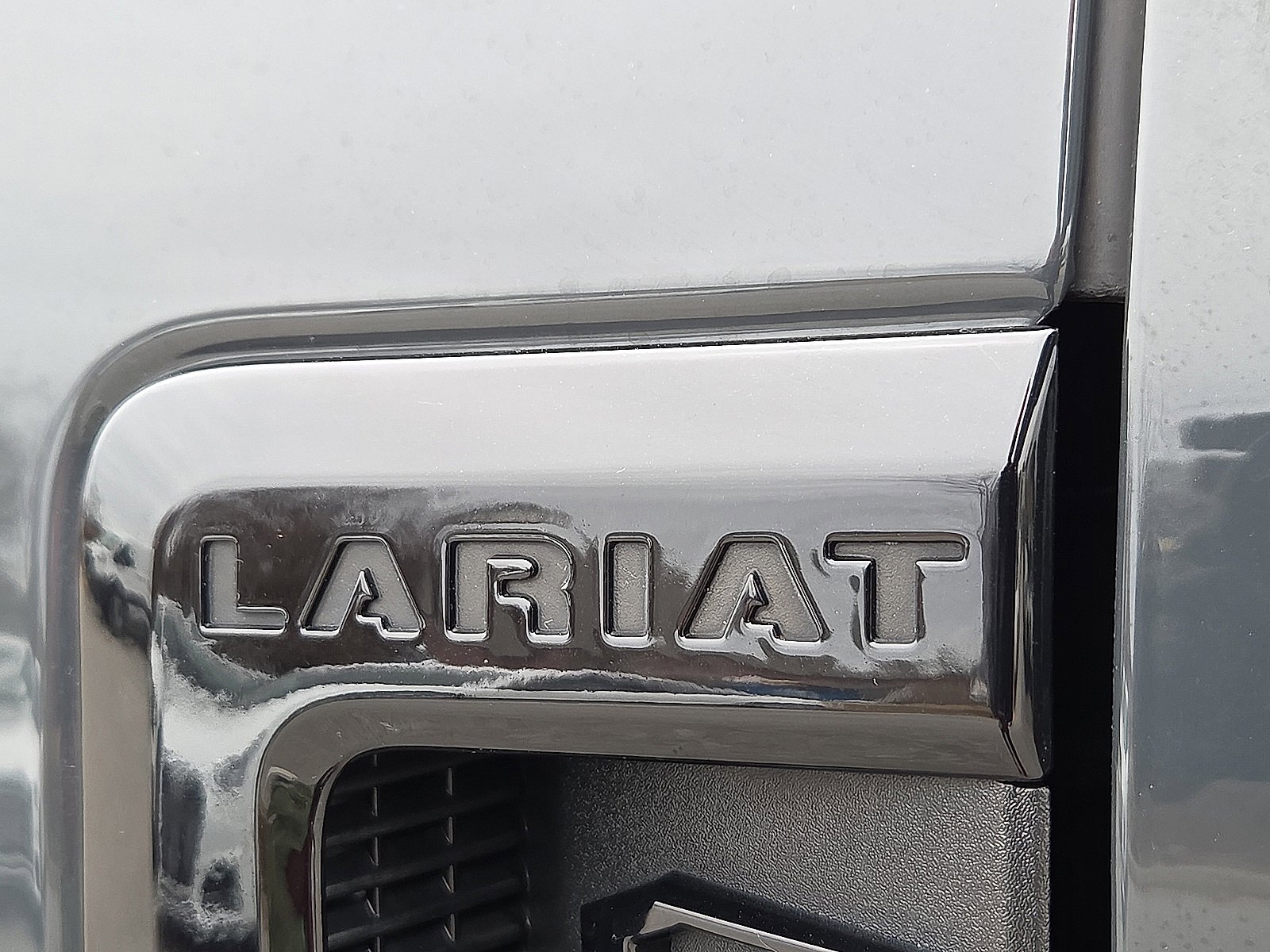 Used 2021 Ford F250 Lariat image 9