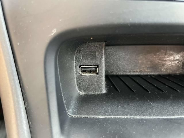 Used 2018 Ford Focus SEL FWD image 35
