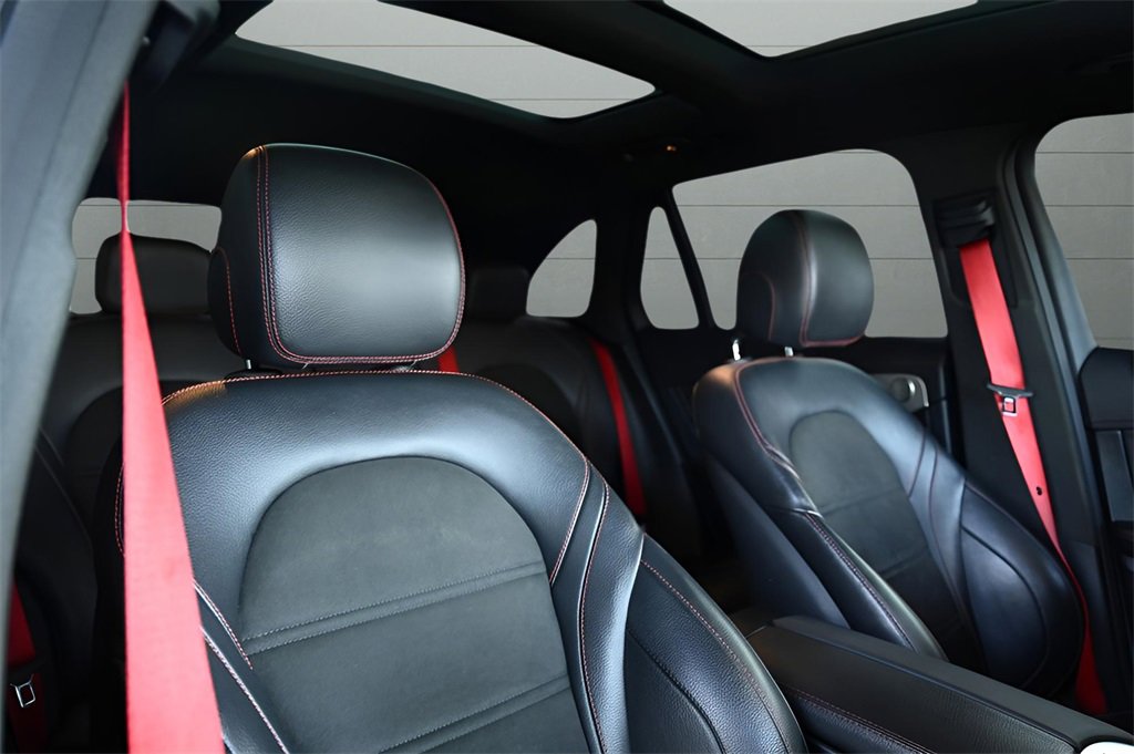 Used 2021 Mercedes-Benz GLC 43 AMG 4MATIC w/ Multimedia Package image 33