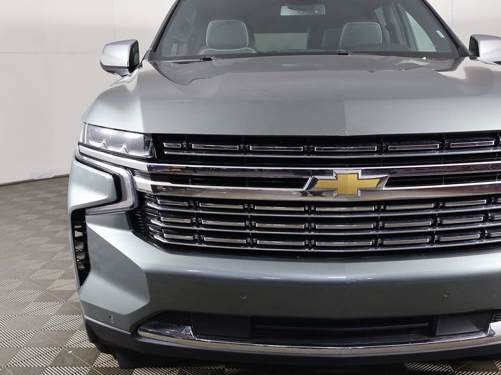Used 2023 Chevrolet Suburban Premier AWD/4WD image 15